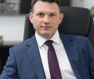 Sławomir Mentzen – metryka [wiek, wzrost, żona i dzieci, pochodzenie, rodzina, życiorys]