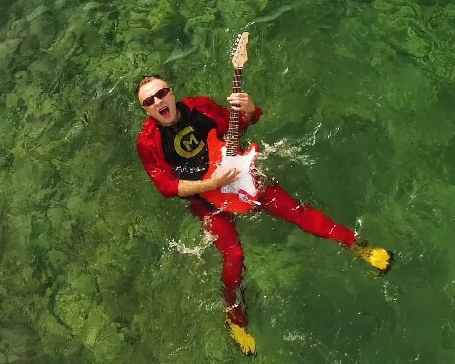 Czadoman (Paweł Dudek) podczas występu w programie 