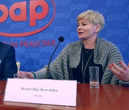 Beata Olga Kowalska jako doktorowa z serialu